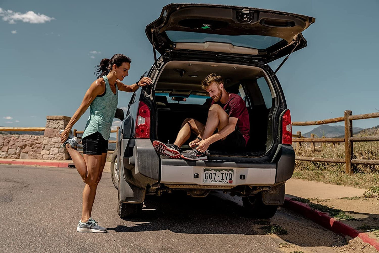 Saucony Mens Multi-Pack Mesh Ventilating Comfort Fit Performance No-Show Socks